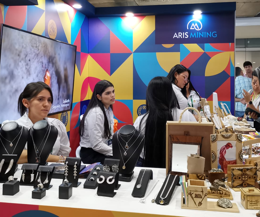 Con Mujeres Estelares, Aris Mining apunta a dignificar el rol de la mujer en la cadena de valor de la minería del oro