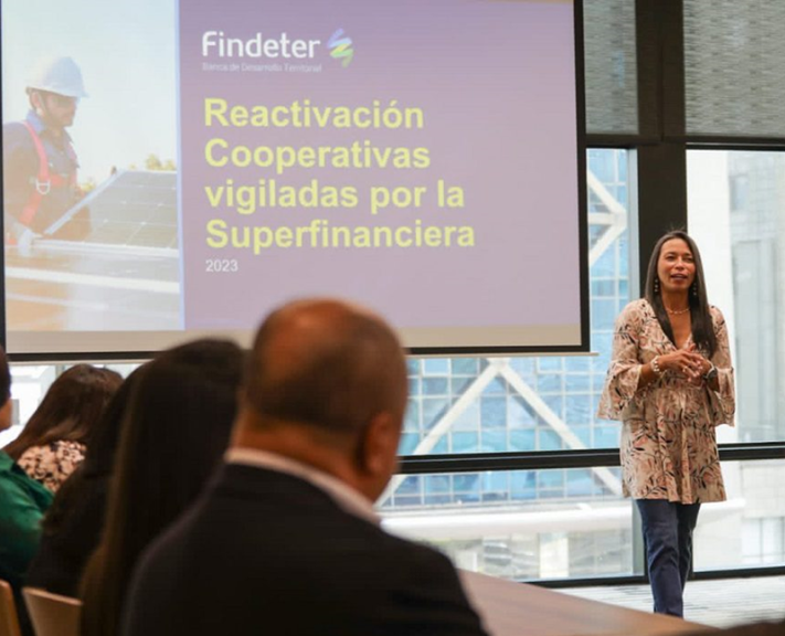 Cooperativas financieras podrán redescontar créditos para proyectos productivos de economía popular