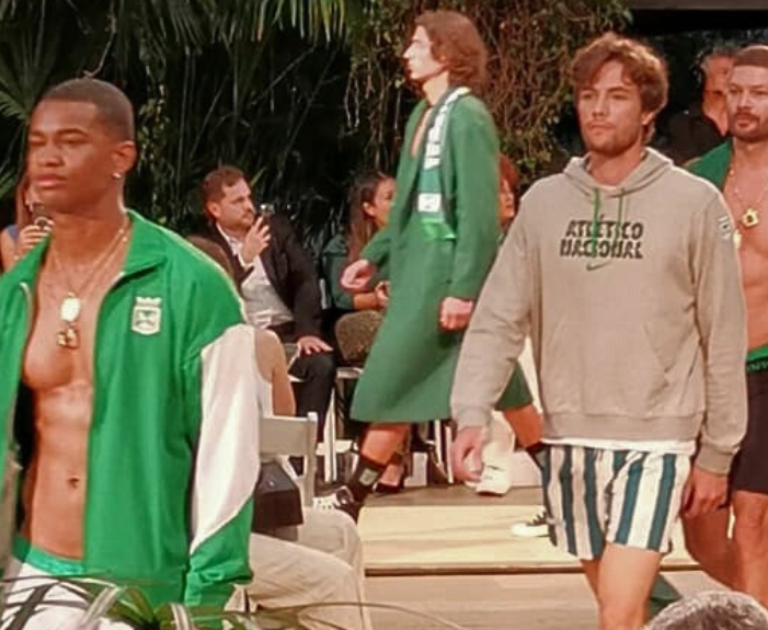 Mundo Único y Atlético Nacional formaron equipo para crear colección con orgullo verdolaga