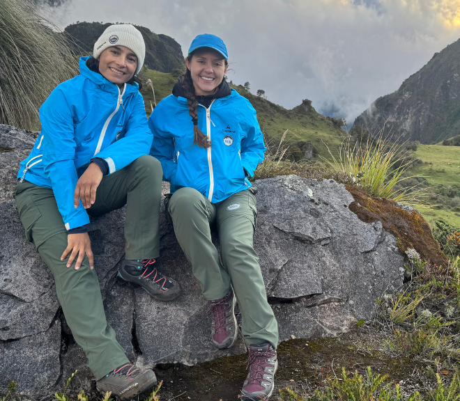 Dos colombianas a punto de coronar las 7 cumbres más altas del planeta