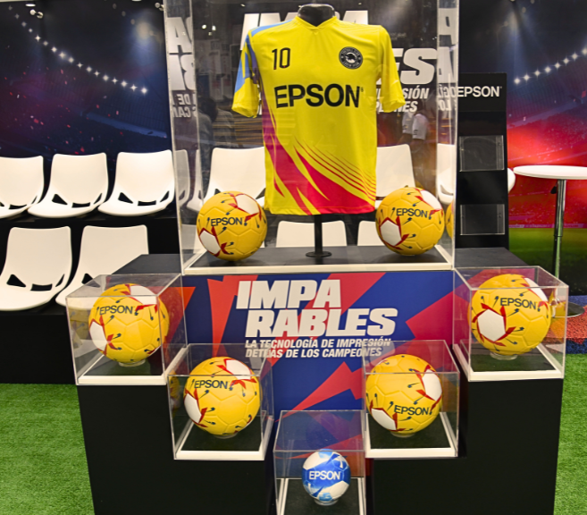 Con tecnología que valoriza el textil y viste al fútbol, Epson jugó de local en Colombiatex 2026