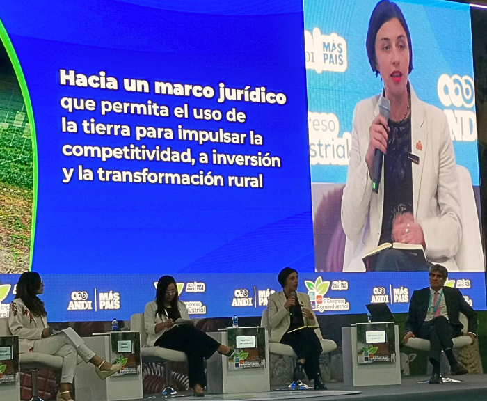 Agroindustria sí, pero con justicia social: la apuesta del Ministerio de Agricultura