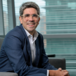 Nueva app alerta sobre SOAT, técnico-mecánica y pico y placa para evitar multas en Colombia