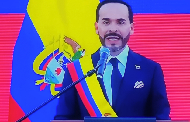 Abelardo De La Espriella durante su primer discurso como presidente de Colombia