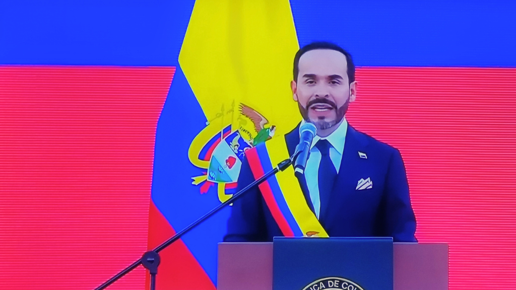 Abelardo De La Espriella durante su primer discurso como presidente de Colombia
