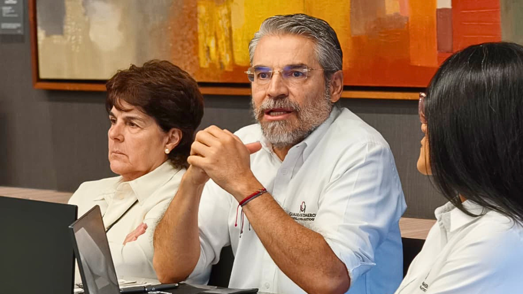 Lina Vélez de Nicholls y Fredy Pulgarín presentan las perspectivas de la economía de Antioquia para 2026