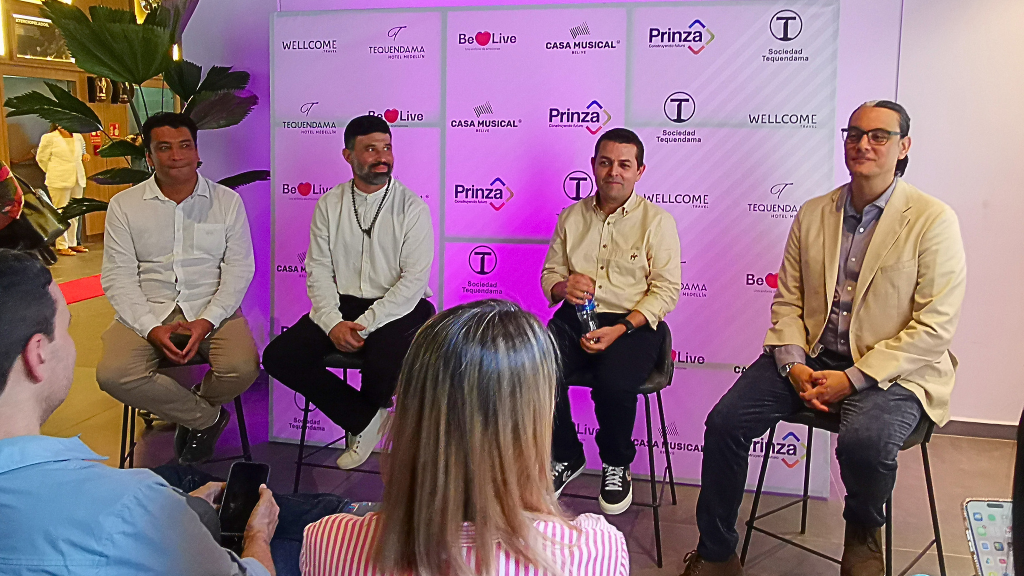 Directivos e inversionistas durante la presentación de Be Live Hotel en Medellín