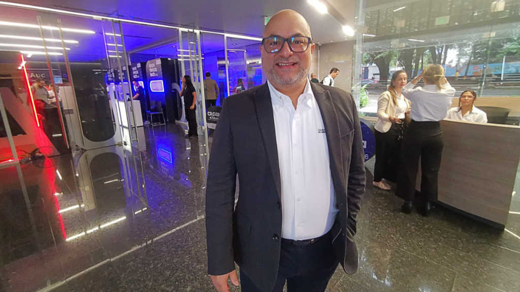 Andrés Arias, gerente del Clúster Negocios Digitales de la Cámara de Comercio de Medellín para Antioquia.